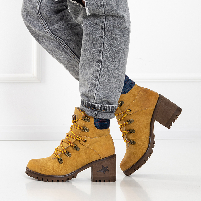 Mustard women's boots on the post Royaltan - Footwear