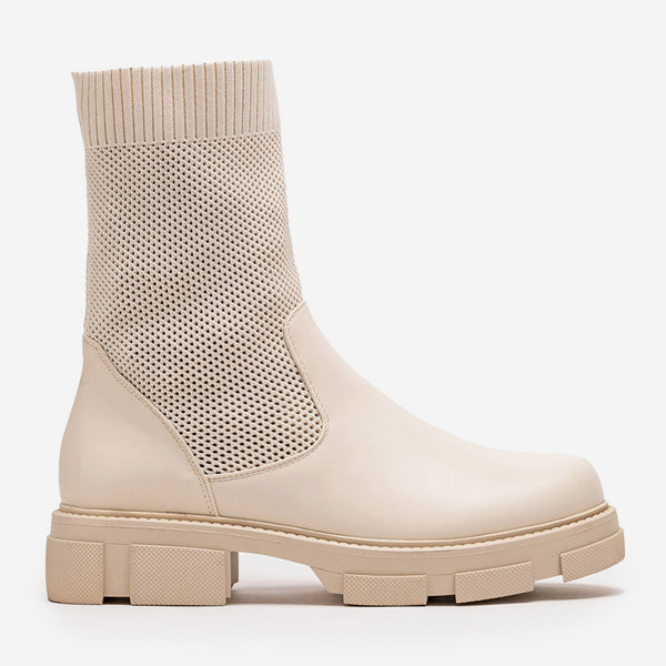 OUTLET Bēši ažūra sieviešu zābaki ar plakaniem papēžiem Roibu - Apavi