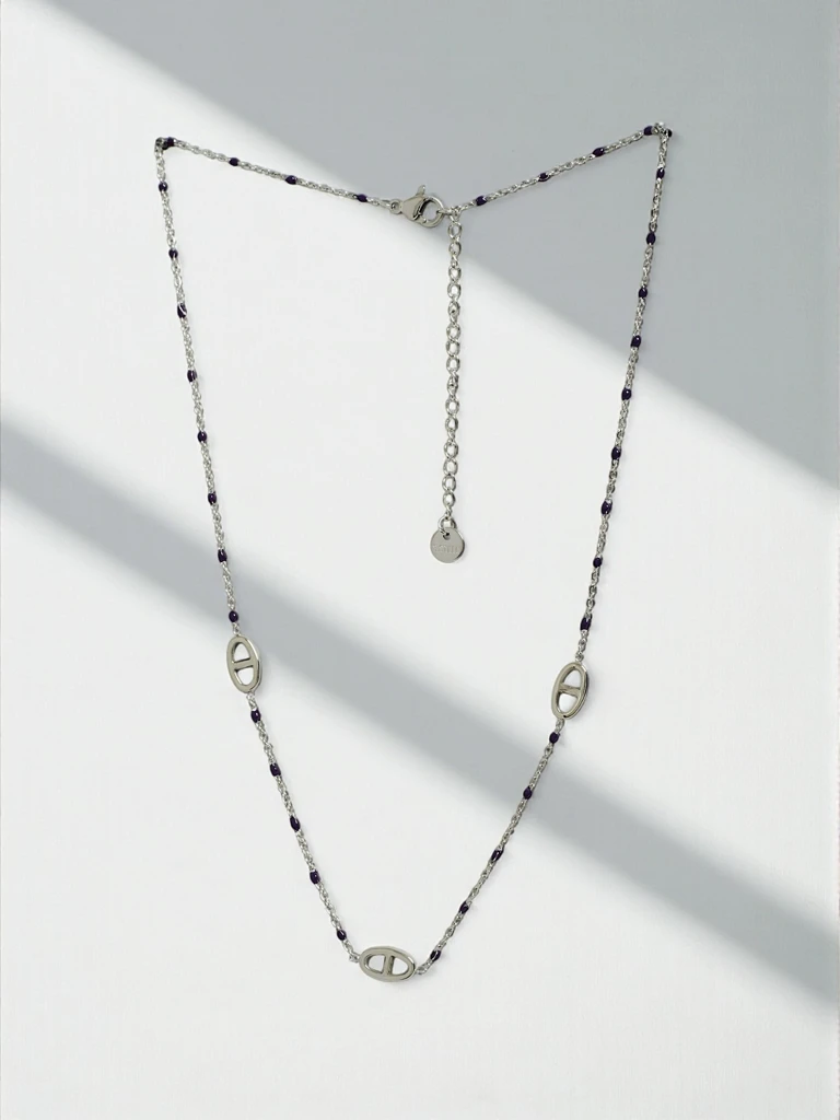 Alethea Argento Necklace with link motif and navy blue beads
