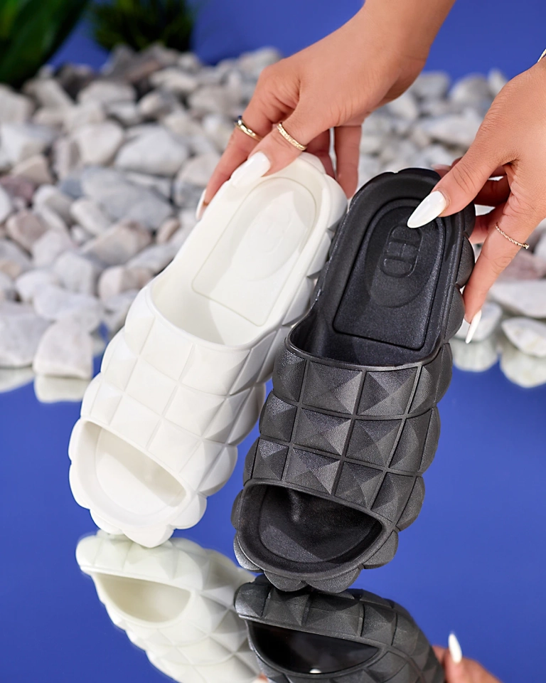 Royalfashion Sieviešu čības ar reljefu melnā krāsā Ambeha