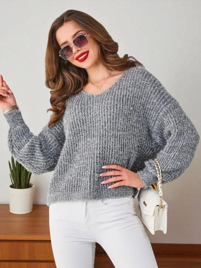 Royalfashion Sieviešu džemperis ar spīdīgu diegu