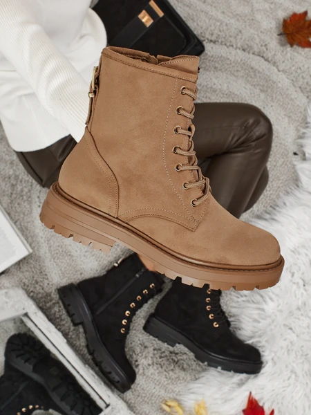 Women's Thalira Trapper Boots