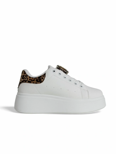 Royalfashion Women's sports sneakers on a platform Safirrat