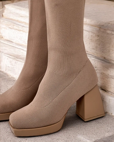 Royalfashion Sieviešu zābaki pāri ceļgaliem Arumii