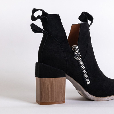 Черные женские ботильоны на квадратных каблуках Darera