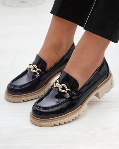 Black lacquered women's moccasins with chain Sotella - Footwear