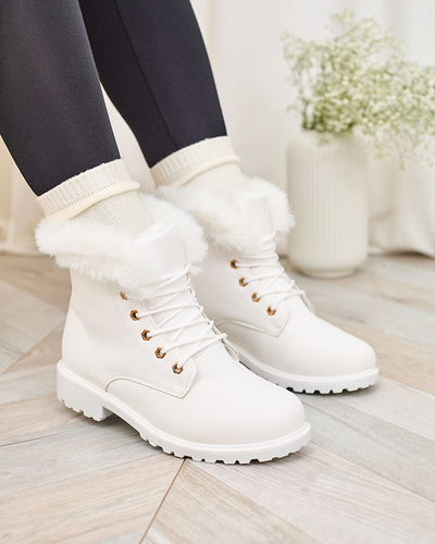 Royalfashion Классические женские сапоги а'ля трапперы белого цвета Dotsacia