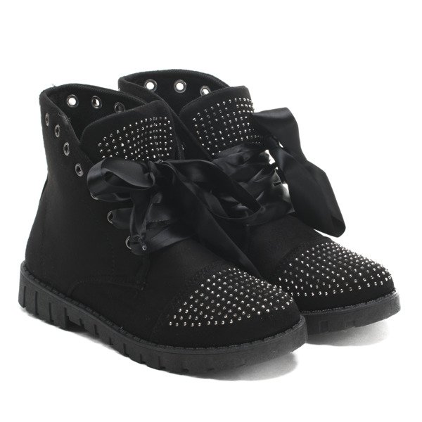 Czarne botki zamszowe wiązane wstążką - Obuwie