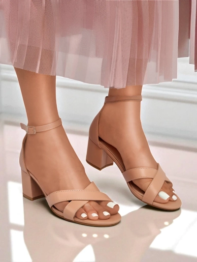 Royalfashion Women's sandals with a low block heel Eleganza Strap