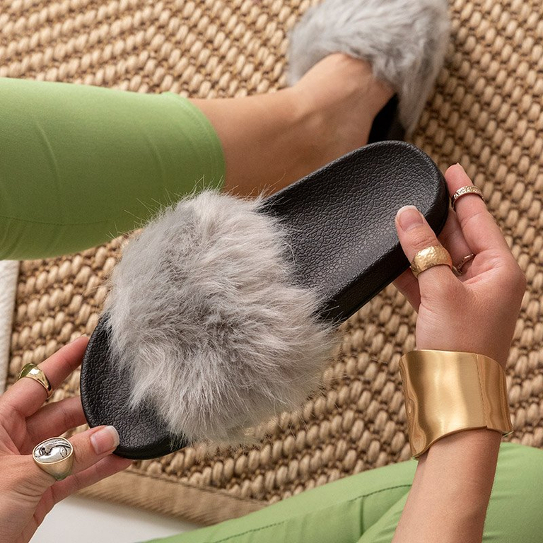 Light gray women's slippers with fur Danita - Footwear