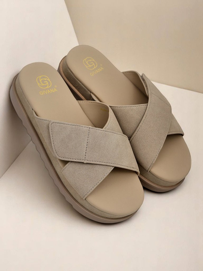 Royal Fashion Women's flat slippers Evre