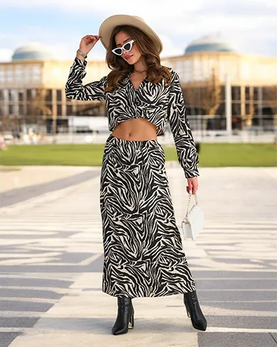 Royalfashion Sieviešu komplekts ar rakstu