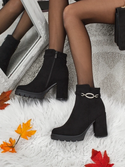 Luna Black Elegant Everyday Ankle Boots