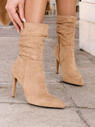 Royalfashion Sievietes stiletto ķēves zābaki Ledio