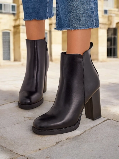 Royalfashion Women's ankle boots on a post Erozi