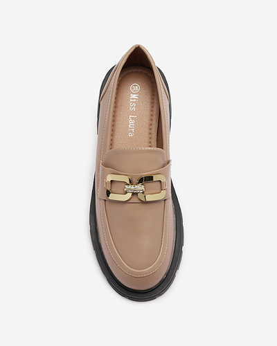 Light brown women's half shoes with a chain on the nose Zyteria - Footwear