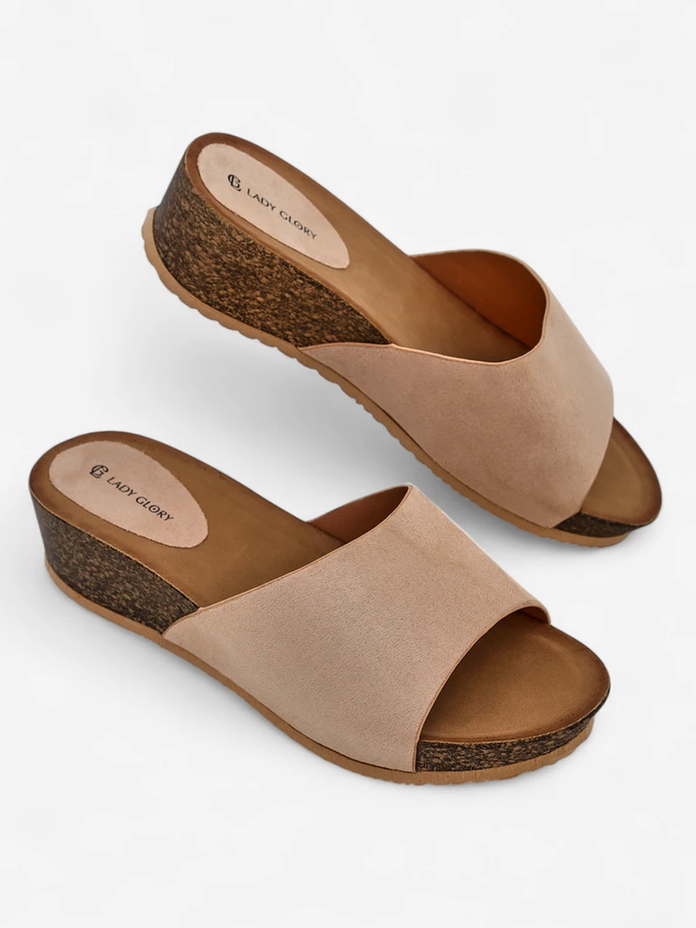 Royalfashion Women's sandals on a low wedge Maderas