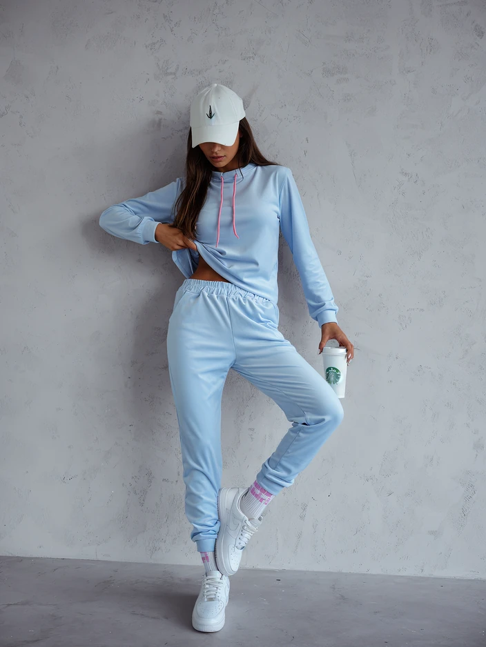 Royalfashion Women's velour-style tracksuit set
