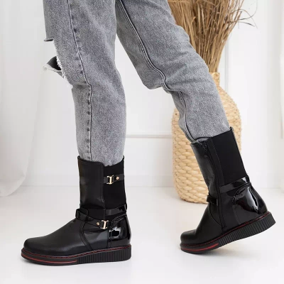 OUTLET Black women's boots with varnished inserts Rojosco - Footwear