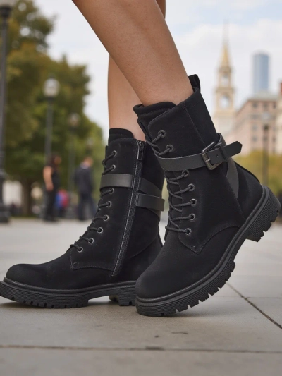 Black women's worker-style ankle boots Miros