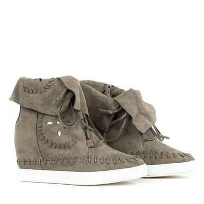 Green sneakers with an indoor wedge Cinta - Footwear