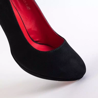 OUTLET Black pumps on a stiletto heel with Misteral decoration - Shoes