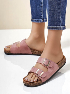 Светло-розовый