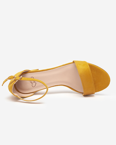 Yellow women's sandals on a post Lerin - Footwear
