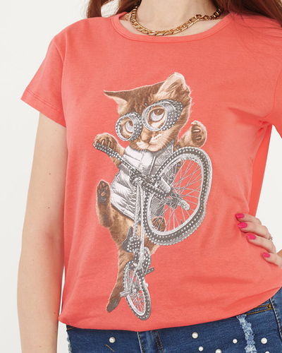 Women's coral t-shirt with a cat's print - Clothing