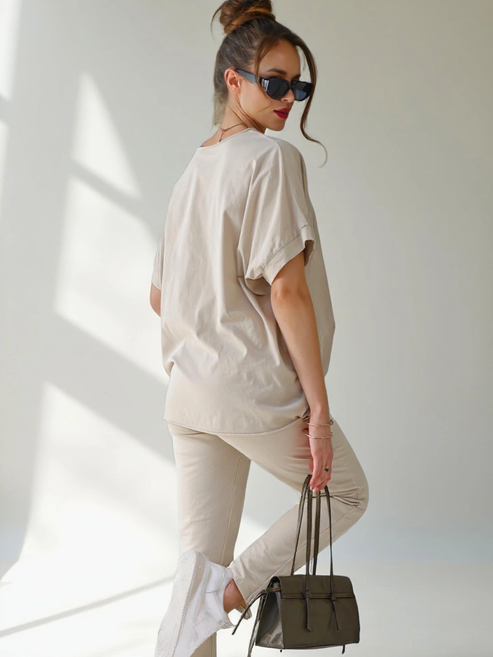 Royalfashion Sieviešu kokvilnas komplekts ar īsām piedurknēm un taisnām biksēm