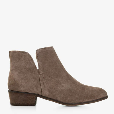 Dark brown women's ankle boots with a flat heel Ballo - Shoes