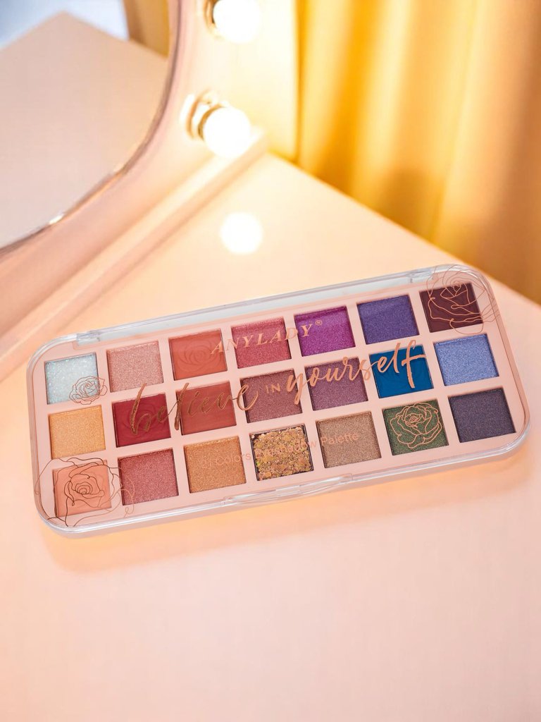 ANYLADY Palette of 21 eyeshadows with glitter and matte Glamour Color&Nude
