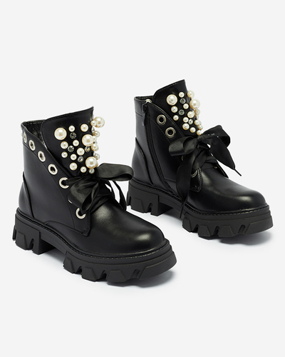 Melni sieviešu zābaki, kas šņorēti ar lentīti Legati- Footwear