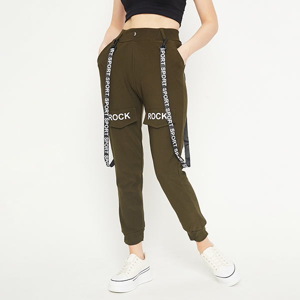 Tumši zaļas sieviešu kravas bikses ar bikšturiem - Apģērbs