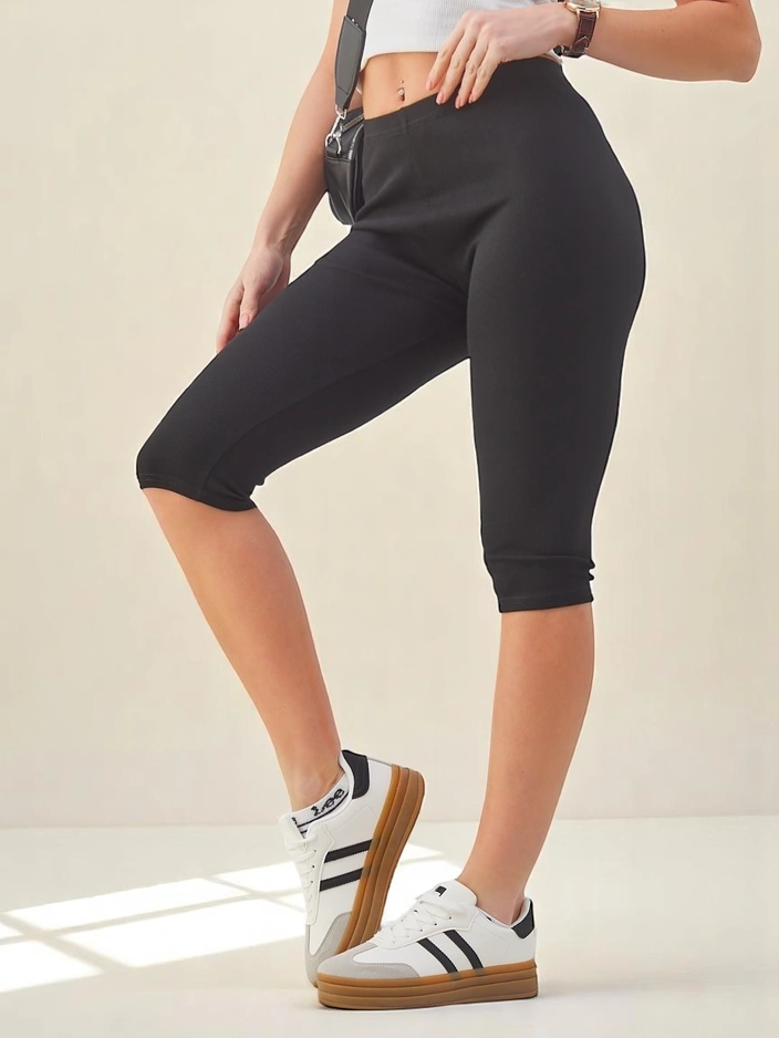 Royalfashion Women's ribbed cotton 3/4 leggings