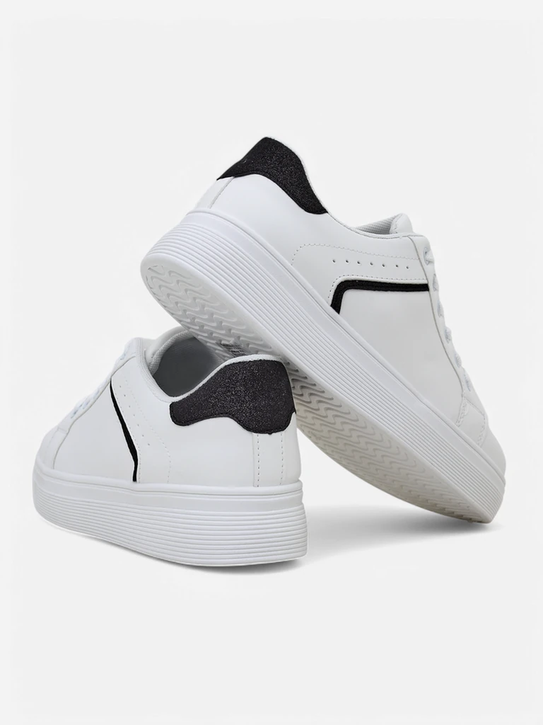 Royalfashion Women's sports sneakers on thick soles Uensi