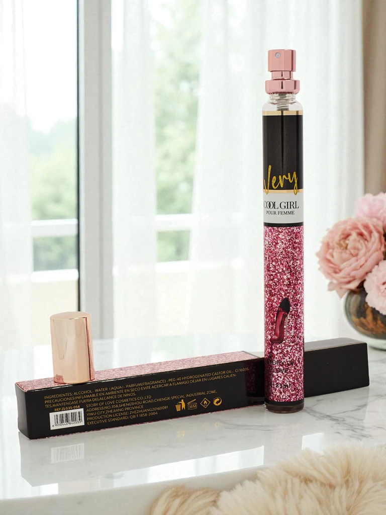 Inspirirana ženska parfemska voda Very Cool Girl Glam