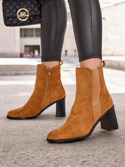 Royalfashion Women's ankle boots on a chunky heel Enotto