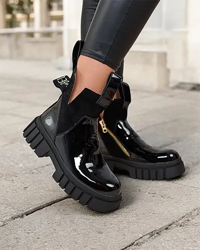 Royalfashion Black women's patent leather insulated Eratra boots