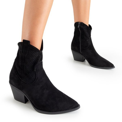 Black openwork boots a'la cowboy boots Bakkerom - Footwear