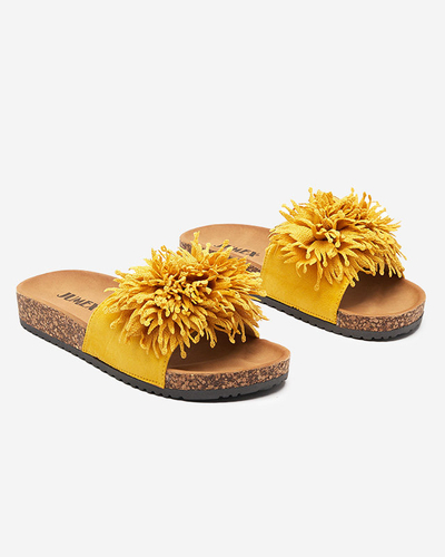 Sieviešu čības ar auduma ornamentu dzeltenā krāsā Ailli- Footwear