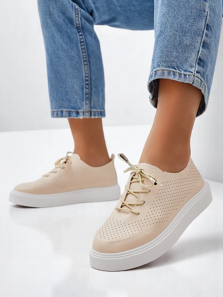 Royalfashion Sieviešu perforētās mežģīņu sporta apavi Vaned