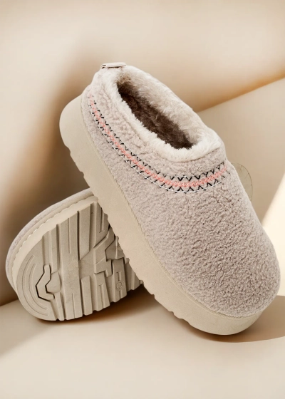 Royalfashion Short women's snow boots a'la snowshoes Esel