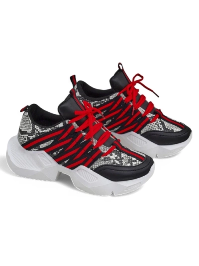 Royalfashion Women's sports sneakers on a thicker sole Ivvert