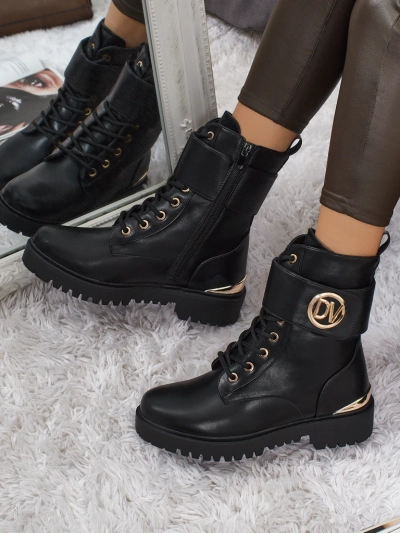 Naiste kaunistustega töösaapad Lorice