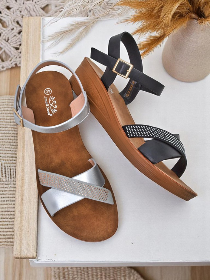 Royalfashion Женские босоножки на танкетке со стразами Allona