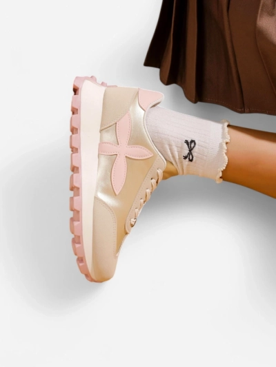 Royalfashion Women's sporty sneakers on a thicker sole Aloqa
