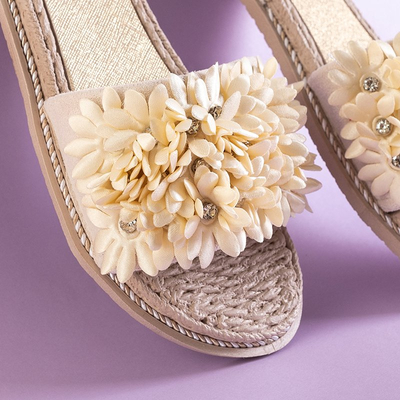 Beige women's slippers with flowers Seiov - Footwear