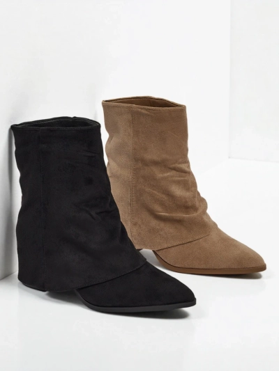 Women's ankle boots with a closed upper Moonly