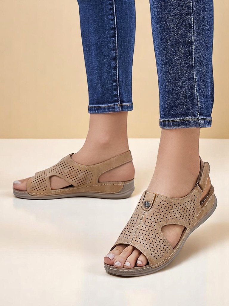 Royalfashion sieviešu perforētās sandales Leminni